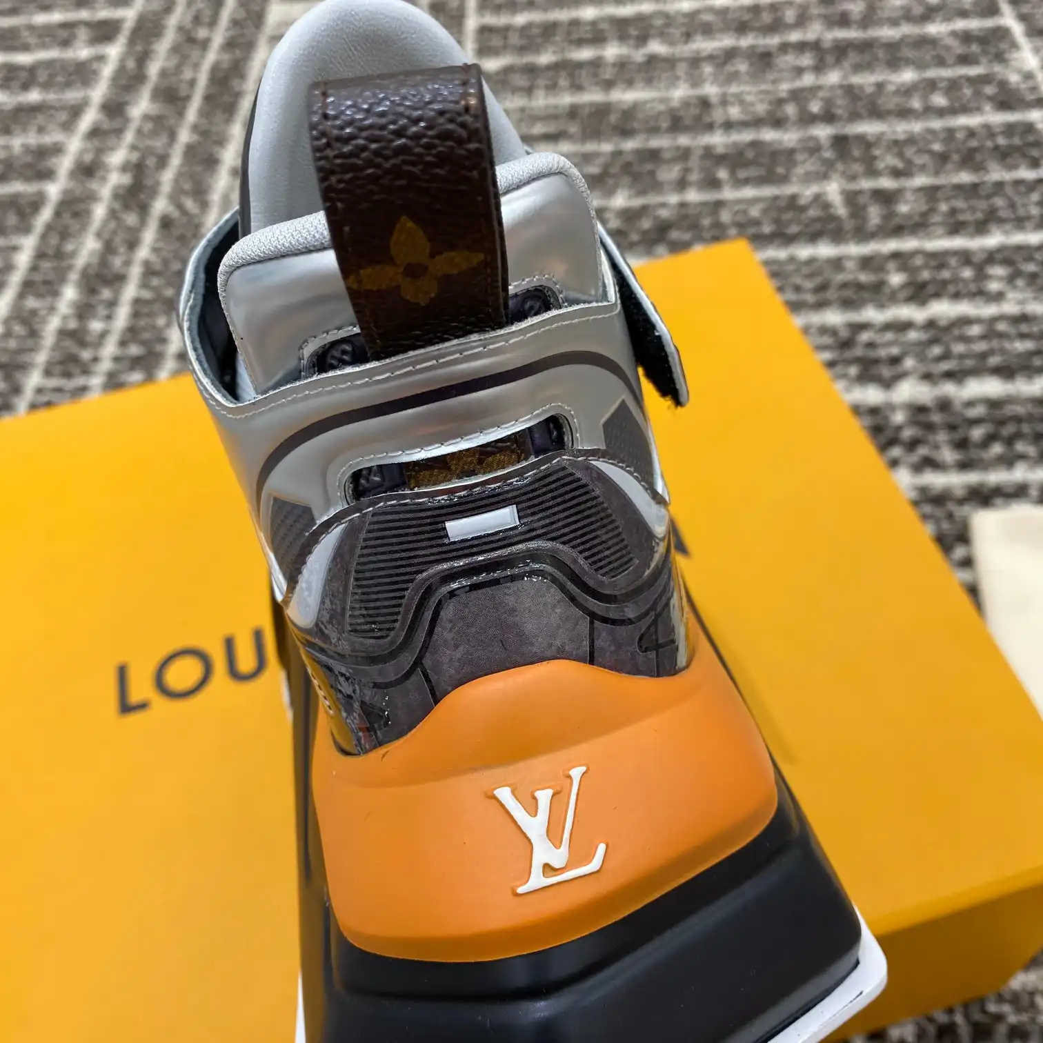 Cheap Louis Vuitton LV Archlight 2.0 Platform Sneaker Black Silver 1AB13F 0122