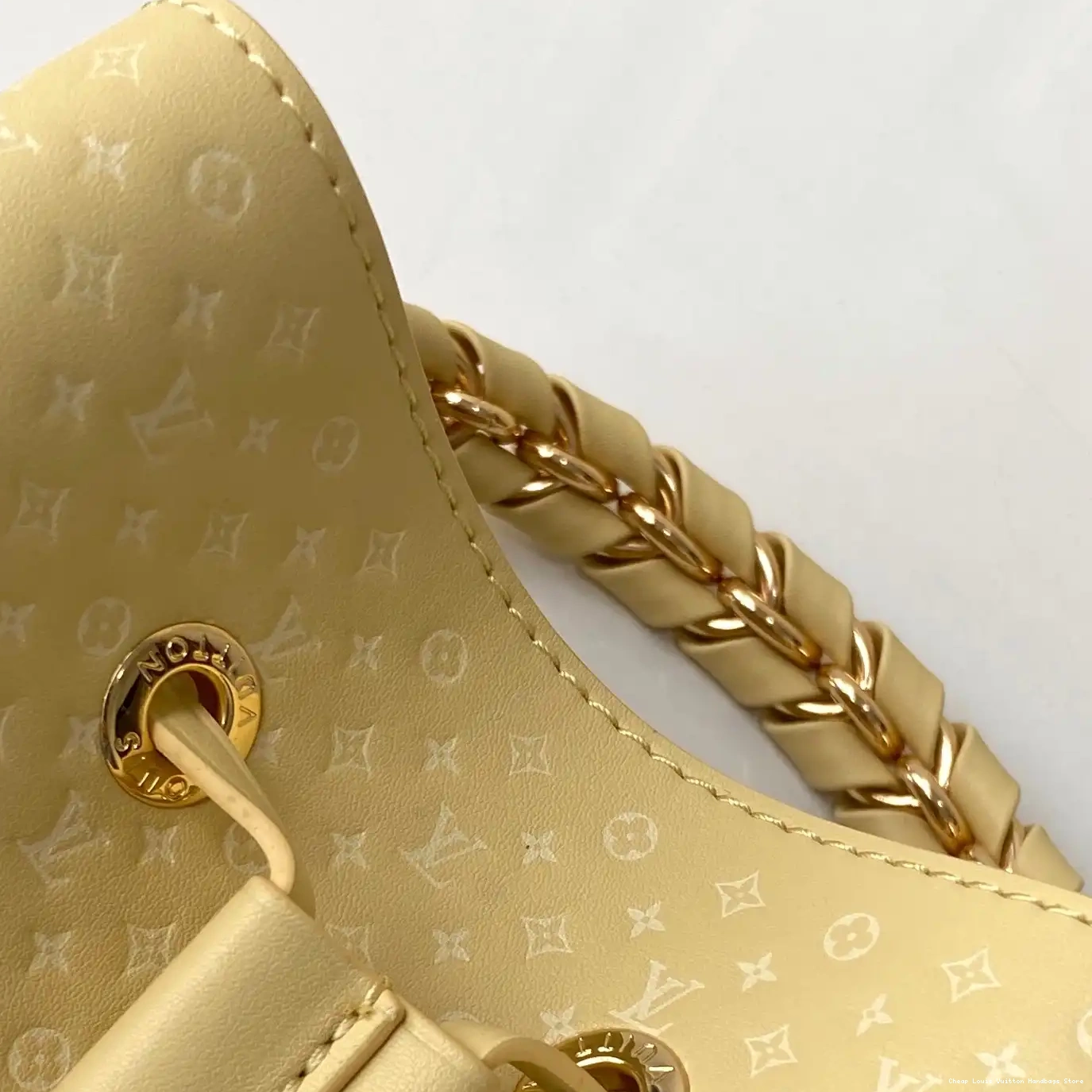 Cheap Louis BB Calfskin Vuitton Yellow M22599 Néonoé 0209